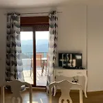 Casa Con Vistas 2